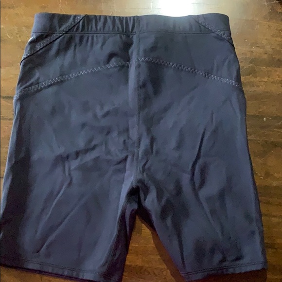 Fabletics High-Waisted Motion365® Short - Picture 2 of 6